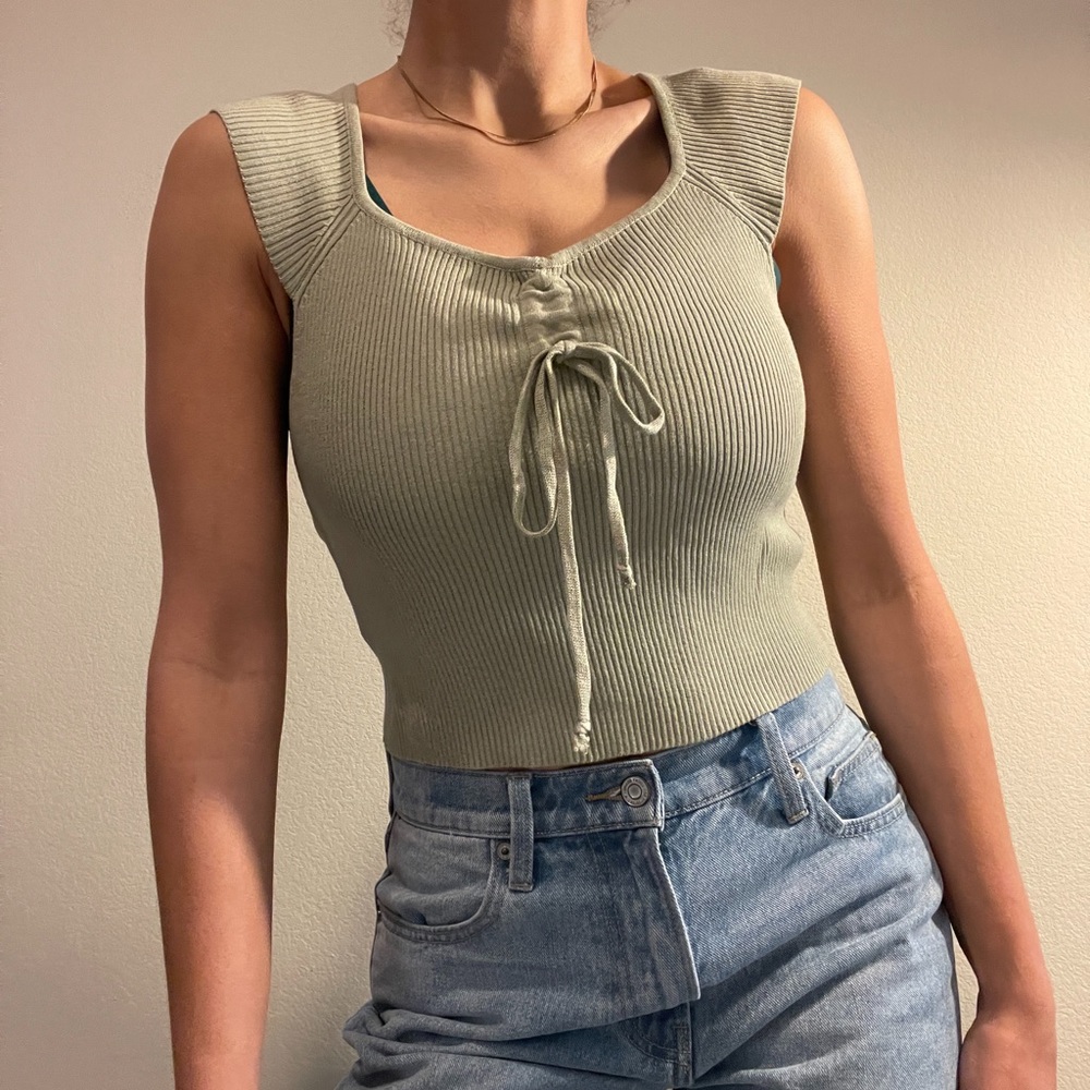 Green tie top